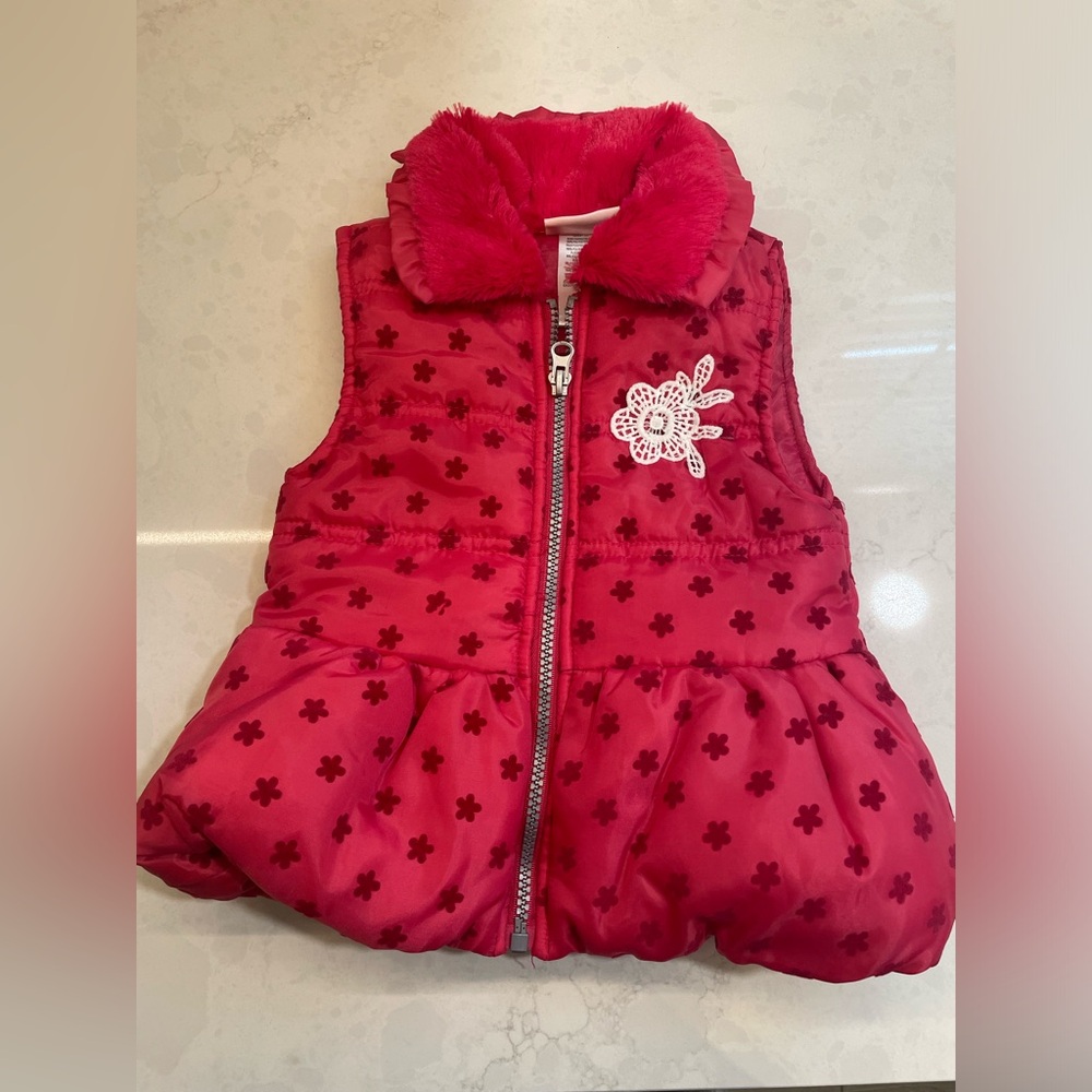 Little Lass Red Vest Size‎ 24 Months.